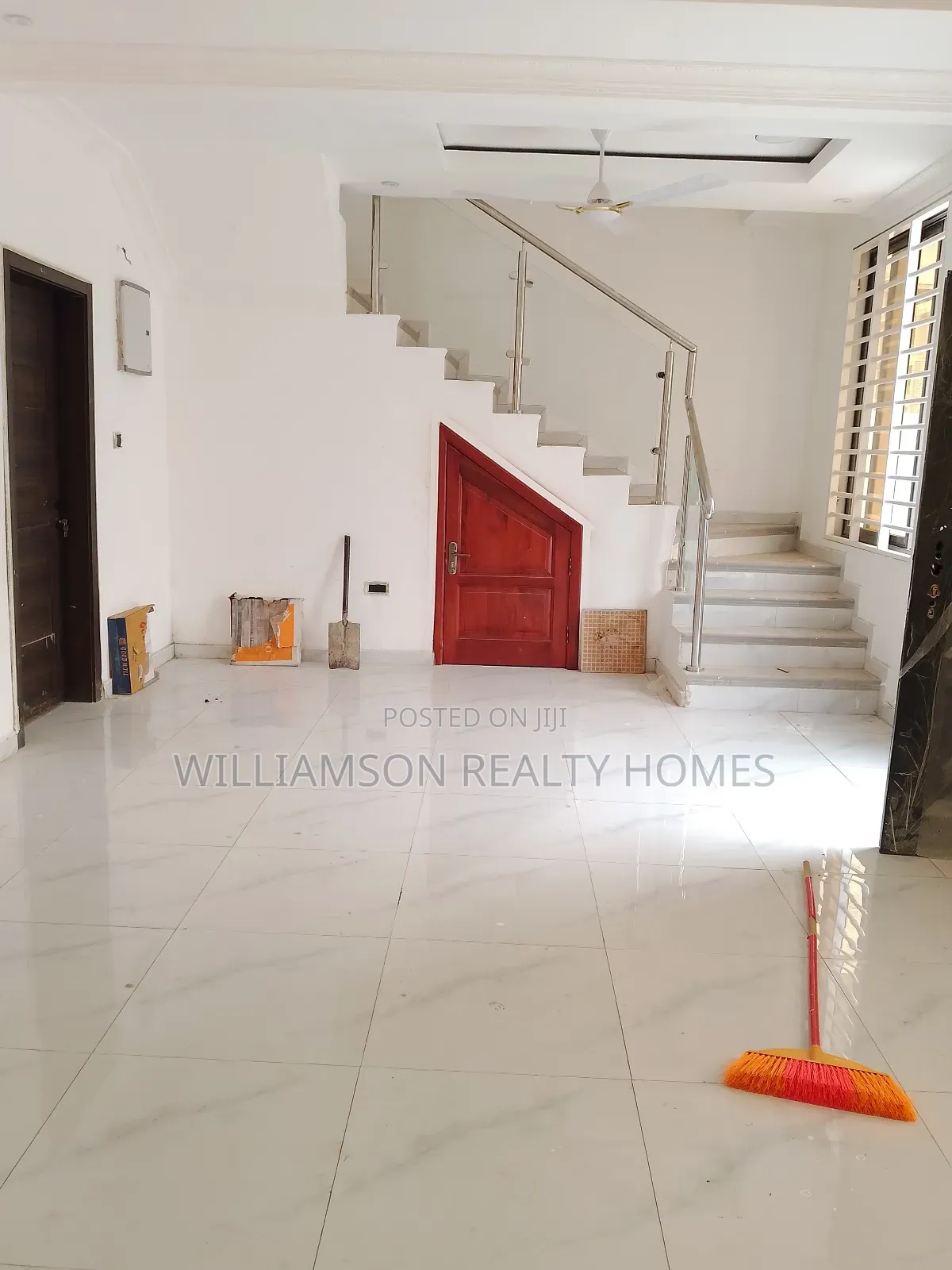 3bdrm House in Hfc Estate Area, Spintex for sale