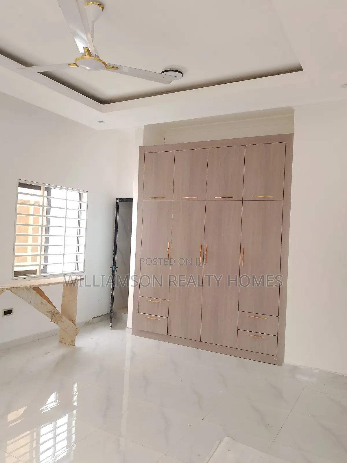 3bdrm House in Hfc Estate Area, Spintex for sale