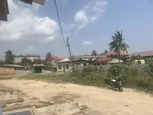 Plot of Land at Sarpieman Walking Distance to Main Road