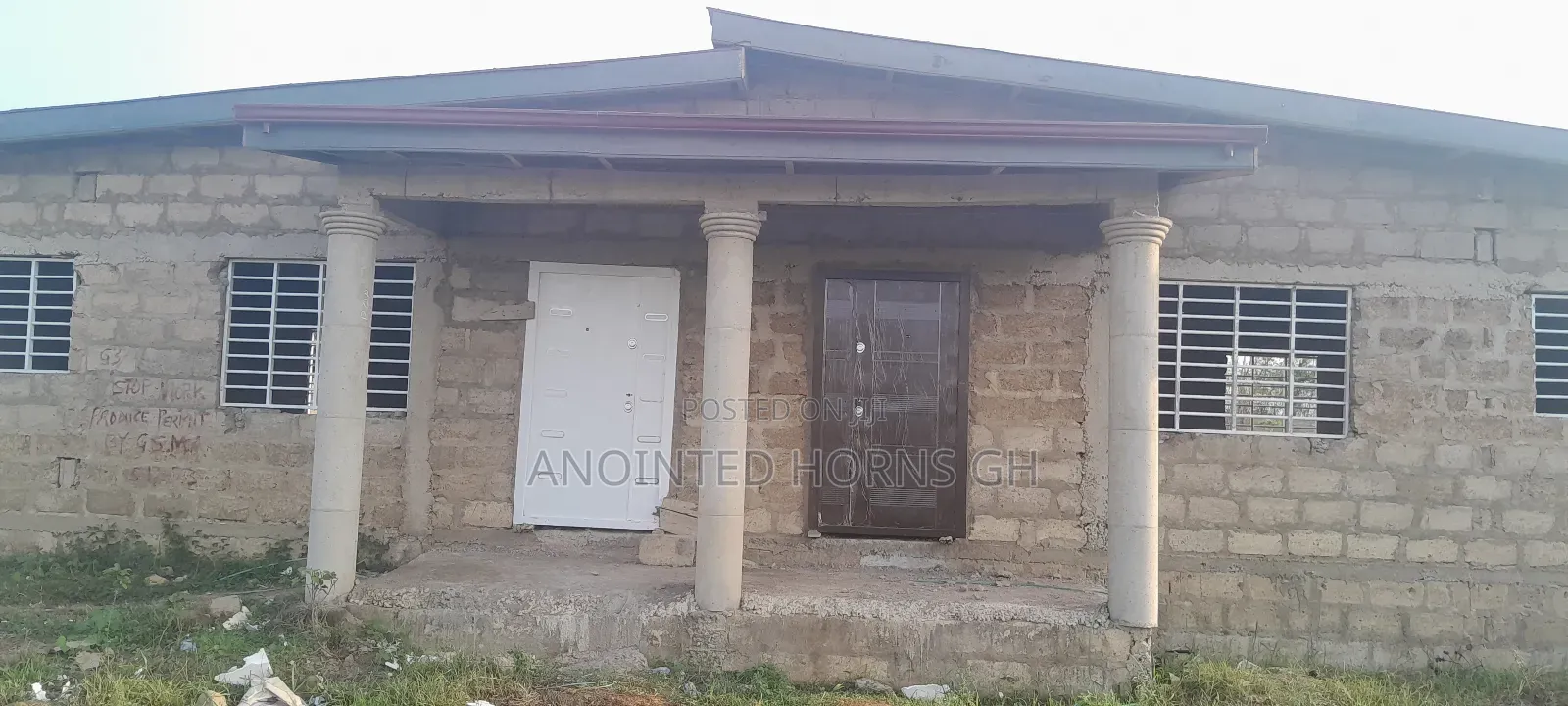4 Bedrooms House for Sale