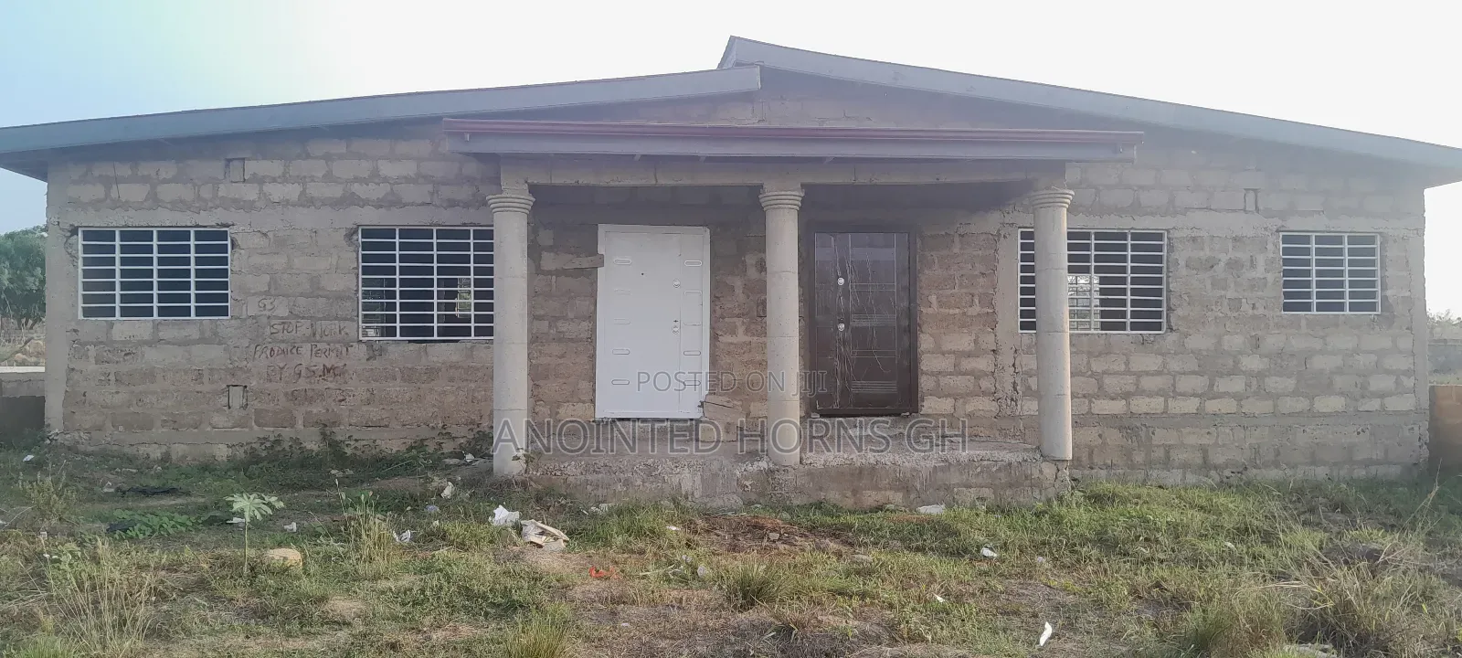 4 Bedrooms House for Sale