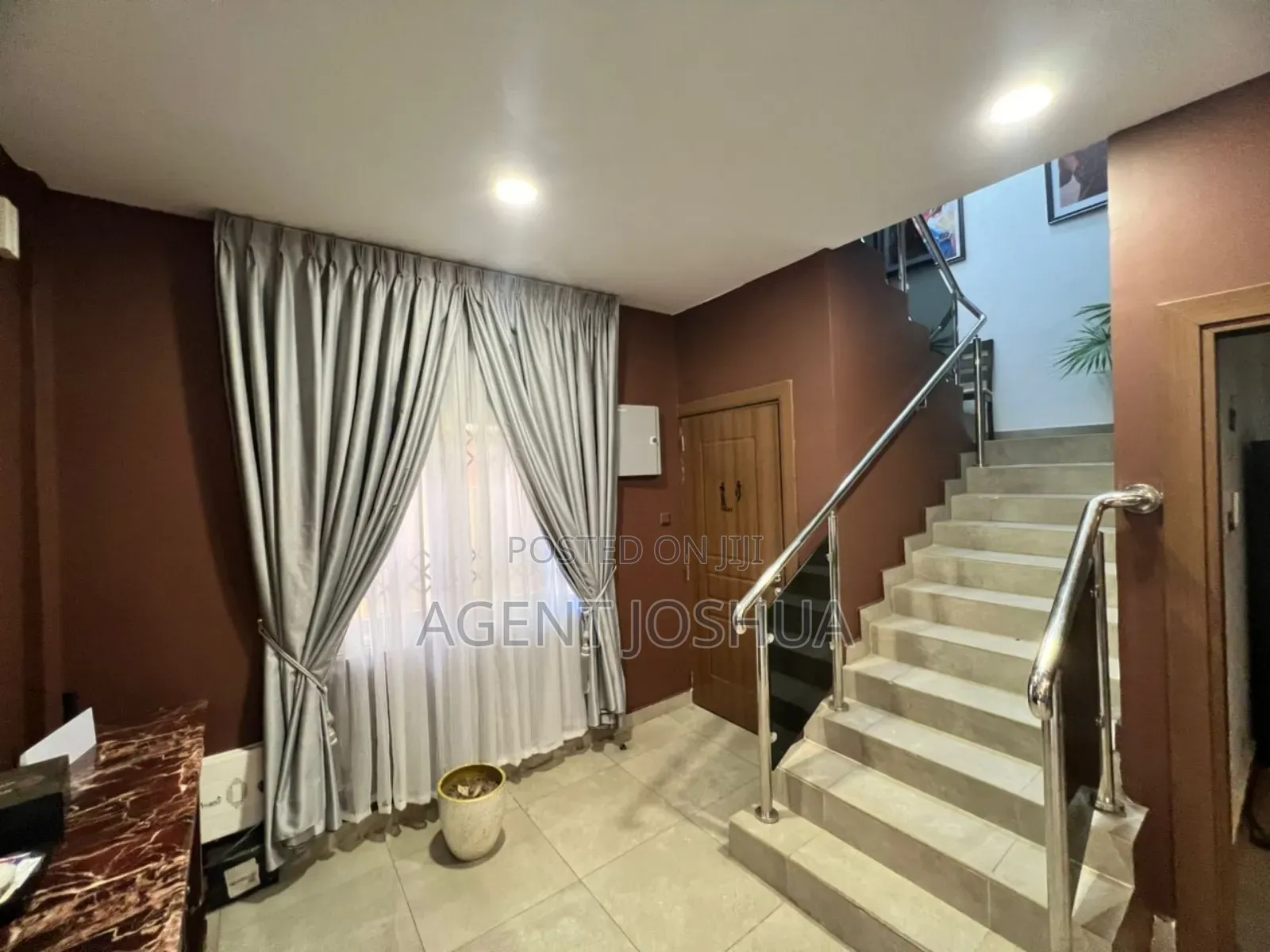 3bdrm House in Manet Court New for sale