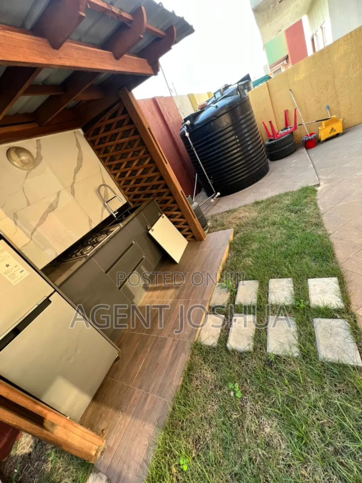 3bdrm House in Manet Court New for sale
