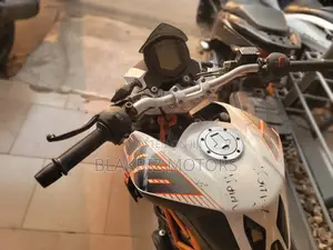 KTM 2012 Orange