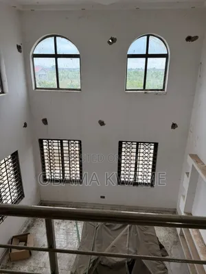 5bdrm House in Laryea Homes, Dodowa for sale