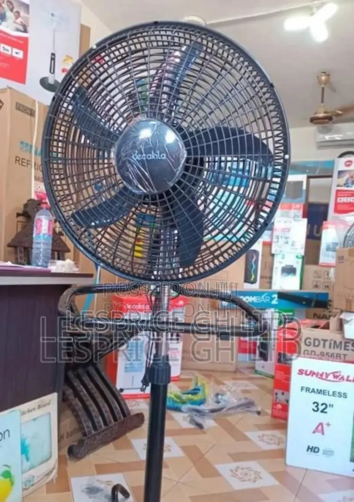 Advanced Decakila Floor Fan