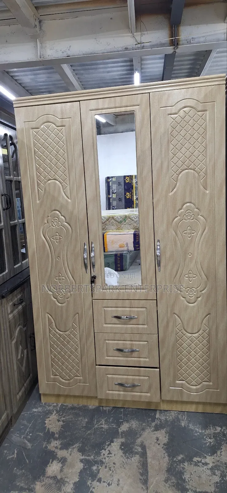 Wardrobe(3 Doors) Imported