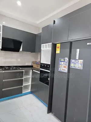 Furnished 4bdrm House in East Legon, Accra Metropolitan for sale