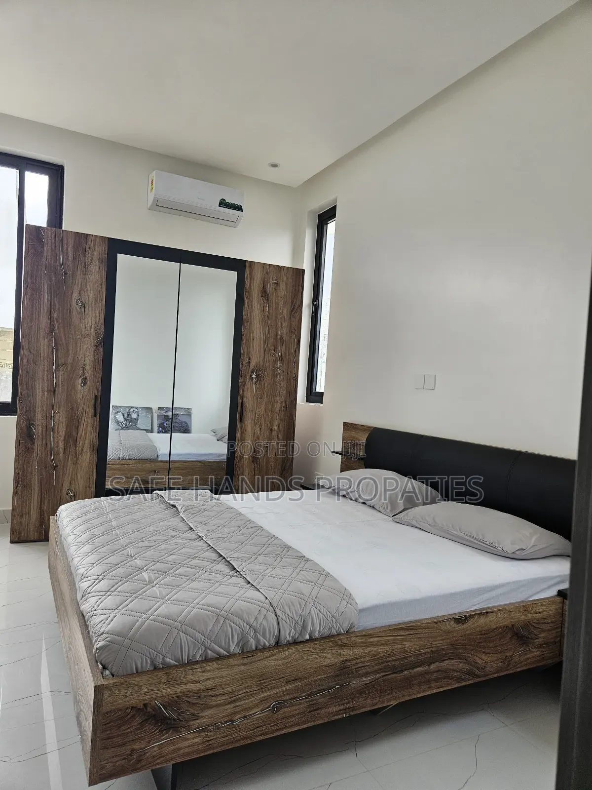 Furnished 4bdrm House in East Legon, Accra Metropolitan for sale