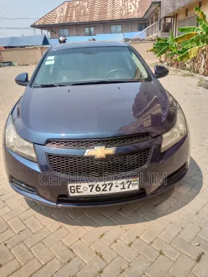 Chevrolet Cruze 1.8 Hatchback 2011 Blue