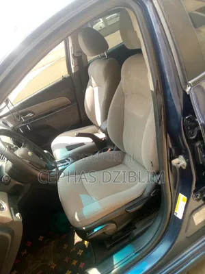 Chevrolet Cruze 1.8 Hatchback 2011 Blue