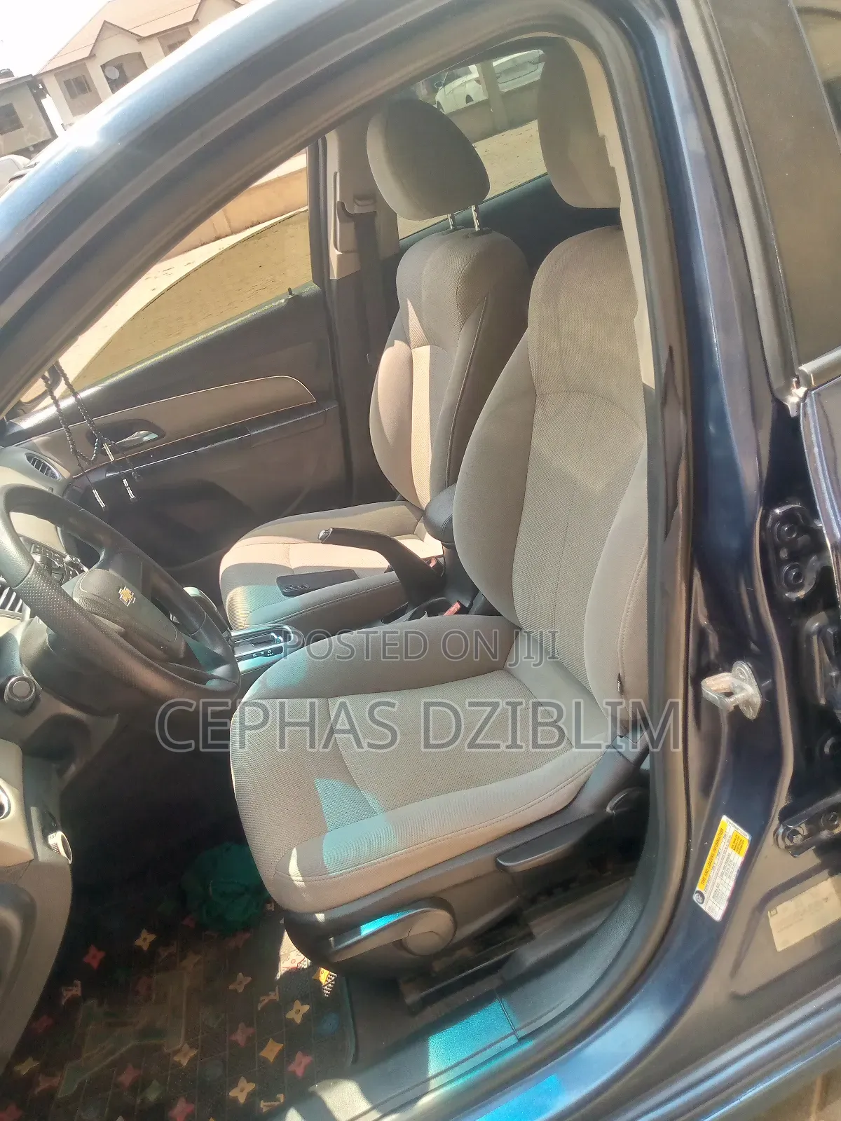 Chevrolet Cruze 1.8 Hatchback 2011 Blue