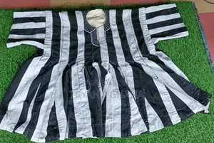 Get Premium Handwoven Smocks At Unbeatable Prices