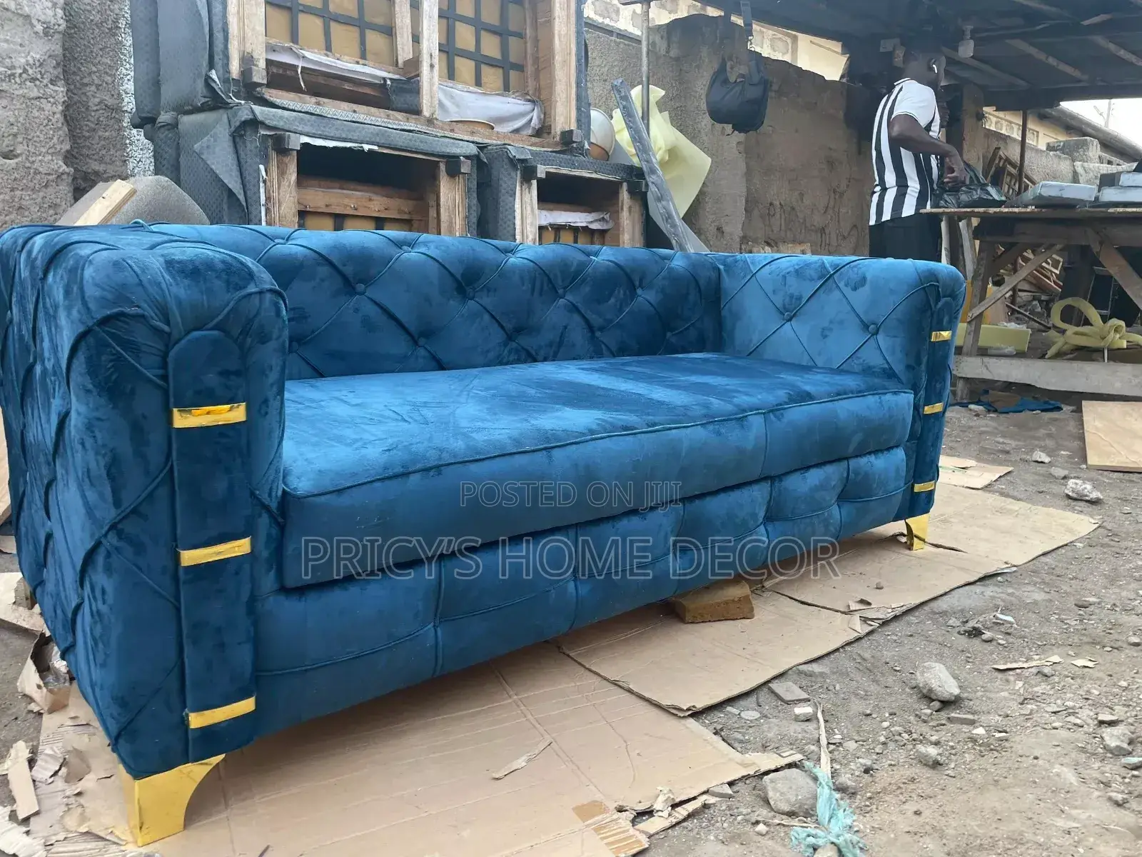Chic 3in1 Sofa Available Durable