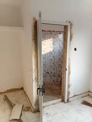 1bdrm Apartment in Estate Agency, Spintex for rent