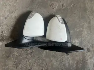 Toyota Matrix 2006 Mirror With Light