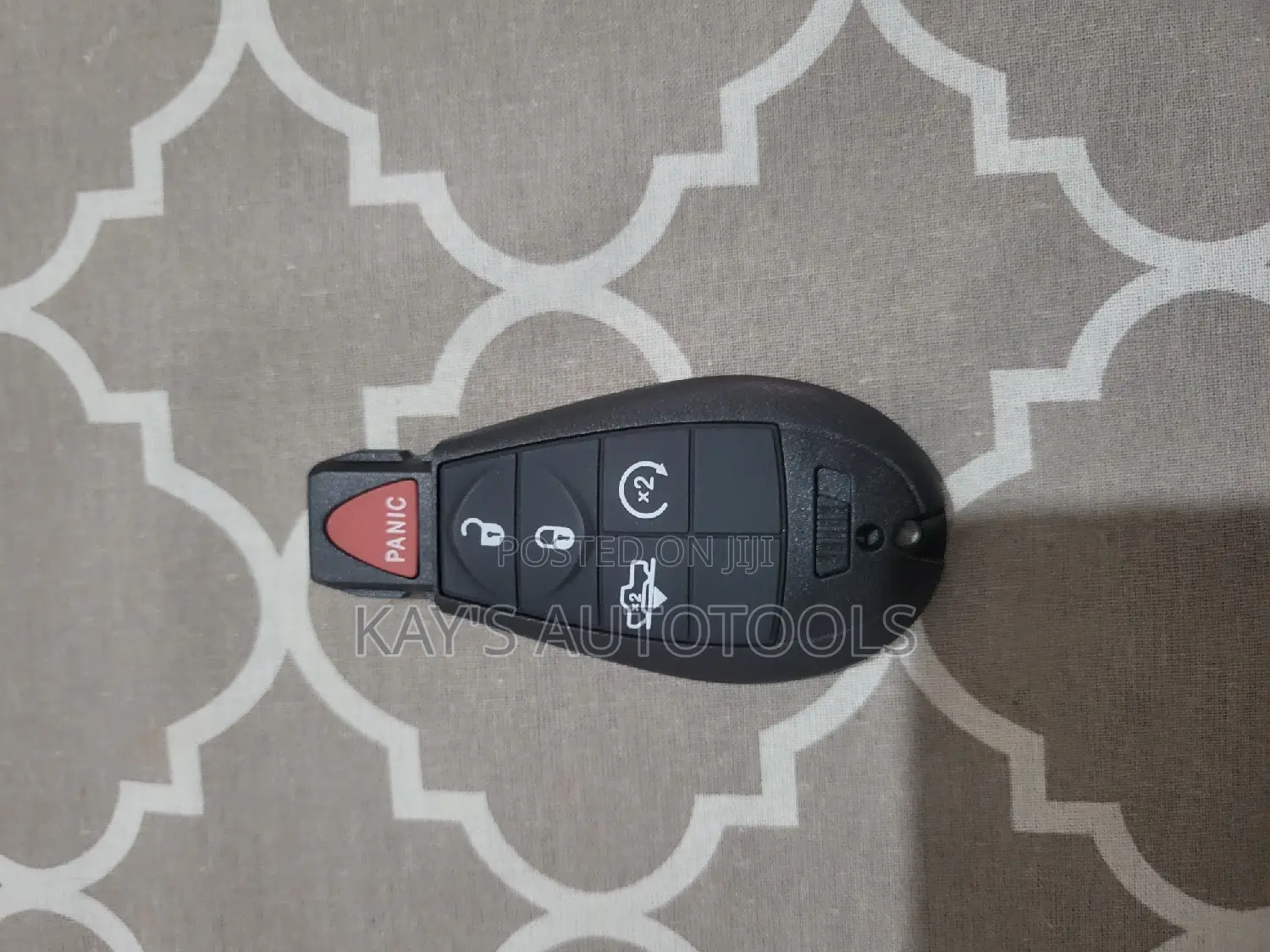 New Chrysler Dodge Jeep Key