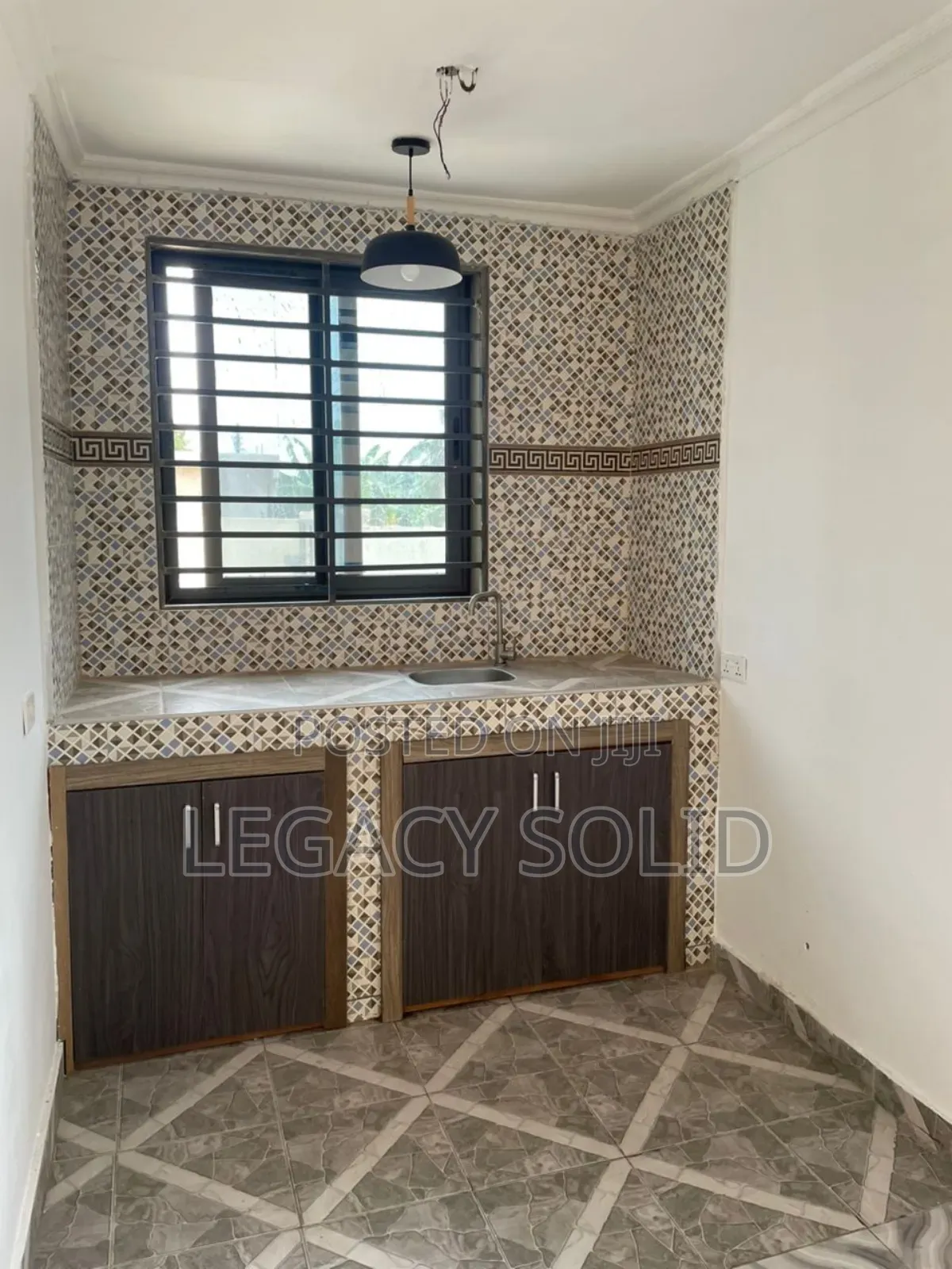 1bdrm Apartment in Legacy Solid Real, New Town for rent