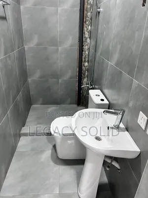 1bdrm Apartment in Legacy  Solid  Real, Baatsona Total for rent