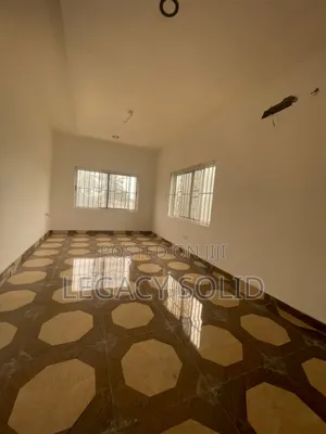 3bdrm Apartment in Legacy Solid Real, New Town for rent