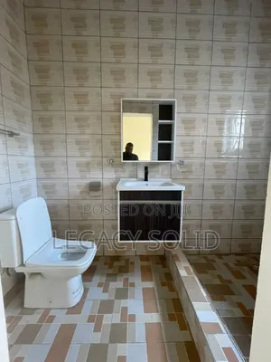 3bdrm Apartment in Legacy Solid Real, New Town for rent