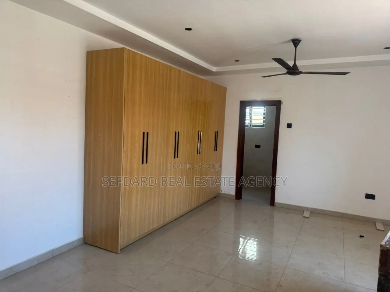 4bdrm Duplex in Mile 7 for rent