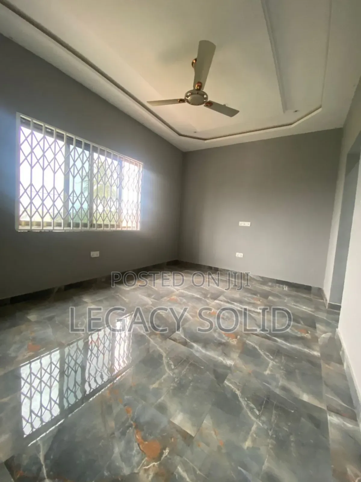 3bdrm Apartment in Legacy Solid Real, New Town for rent