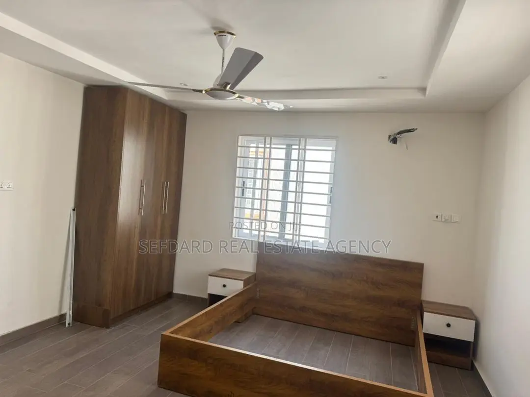 3bdrm Duplex in Mile 7 for rent