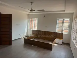 3bdrm Duplex in Mile 7 for rent
