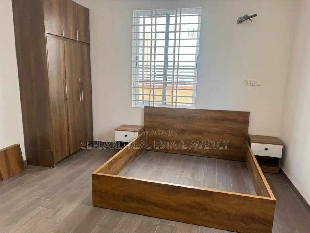 3bdrm Duplex in Mile 7 for rent
