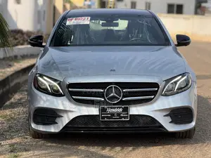 Mercedes-Benz E350 2020 Silver