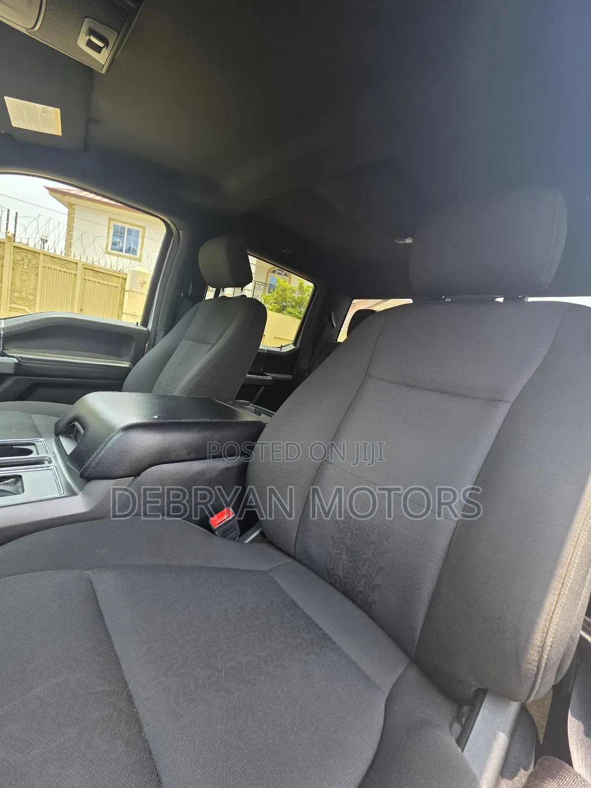 Ford F-150 2019 Silver