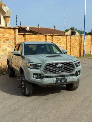 Toyota Tacoma TRD Sport Double Cab 5' Bed V6 MT 2023 Gray