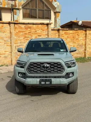 Toyota Tacoma TRD Sport Double Cab 5' Bed V6 MT 2023 Gray