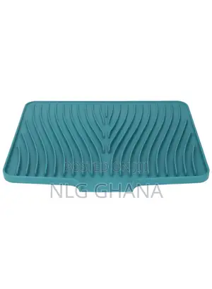 40x30cm Silicone Dish Drying Mat With Drain Lip. Tvx22415