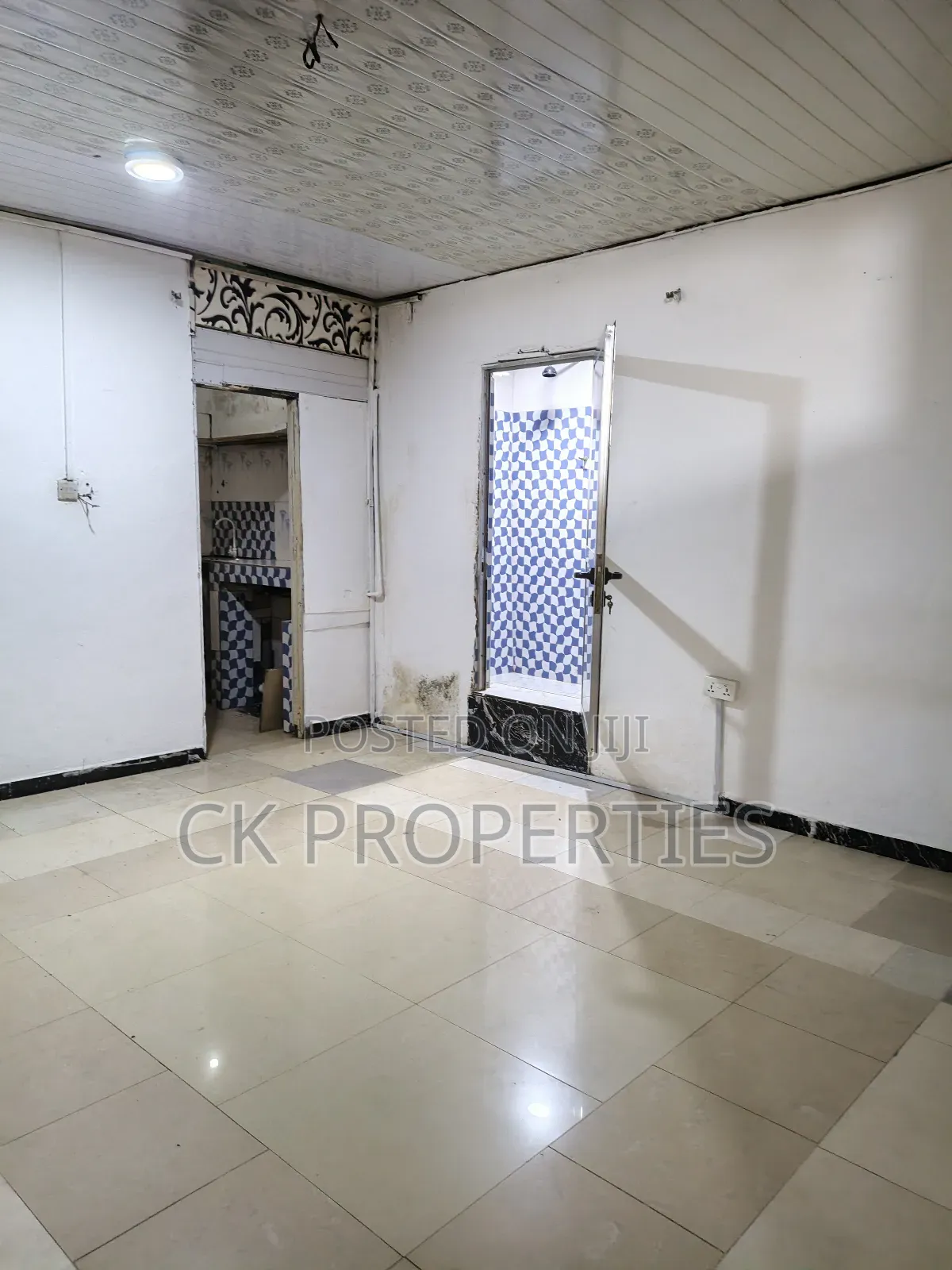 Mini Flat in Dome for rent