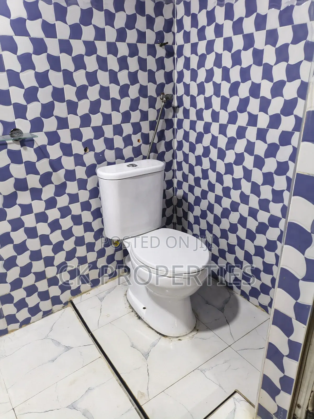 Mini Flat in Dome for rent