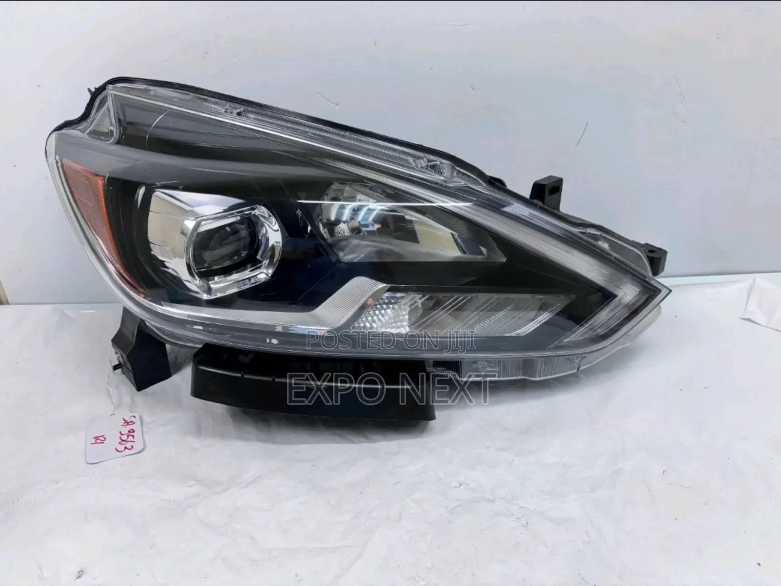2016-2019 Nissan Sentra Led Front Right Oem Headlight