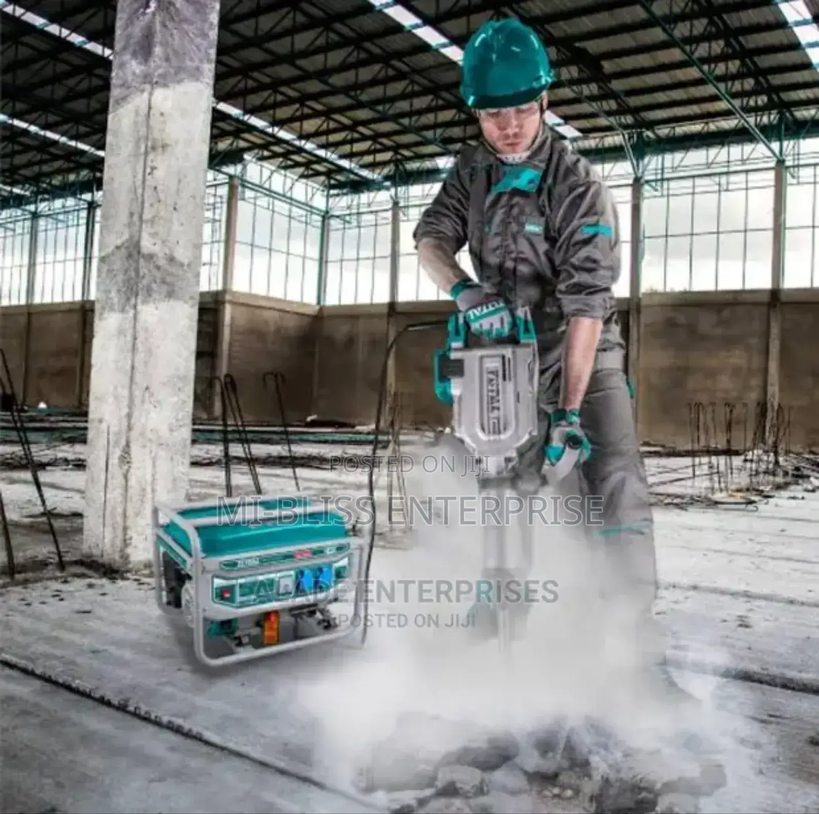 Total Demolition Breaker 1700w