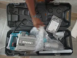Total Demolition Breaker 1700w