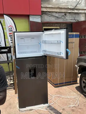 Extremely Chilling TCL P826tmn—635l Double Door Refrigerator(Silver).