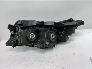 2016-2022 Honda Pilot Ridgeline Halogen Right Oem Headlight