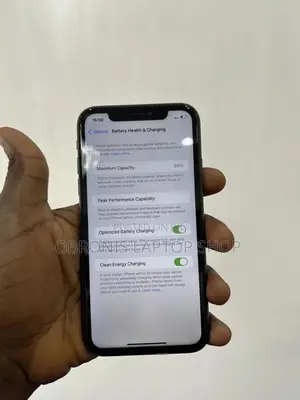 Apple iPhone 11 64 GB Black