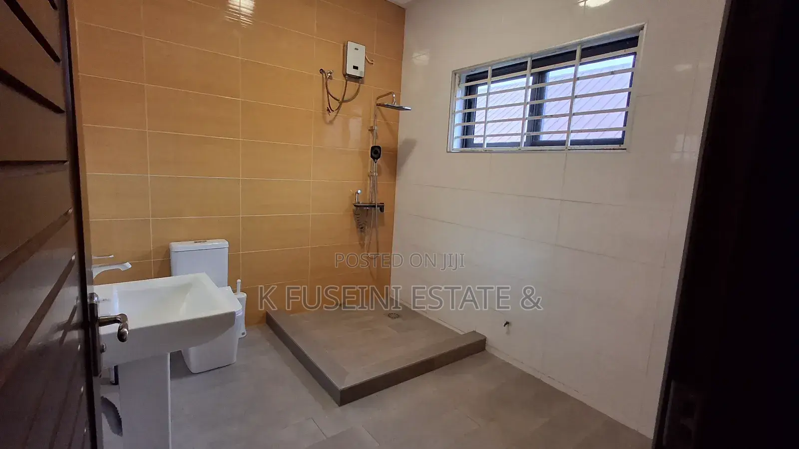 Furnished 7bdrm Mansion in K Fuseini Estate, Kumasi Metropolitan
