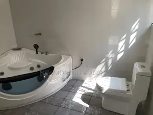 3bdrm Duplex in Gated Estate,Oyarifa, Accra Metropolitan for rent