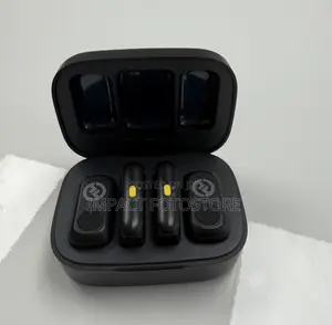 Hollyland Lark A1 Combo 2-person Wireless Microphone System