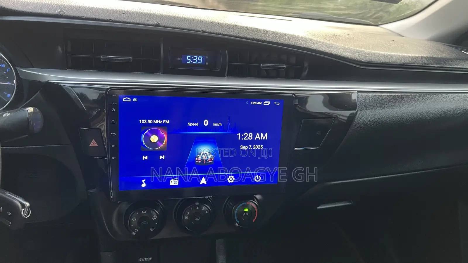 Toyota Corolla 2015 White