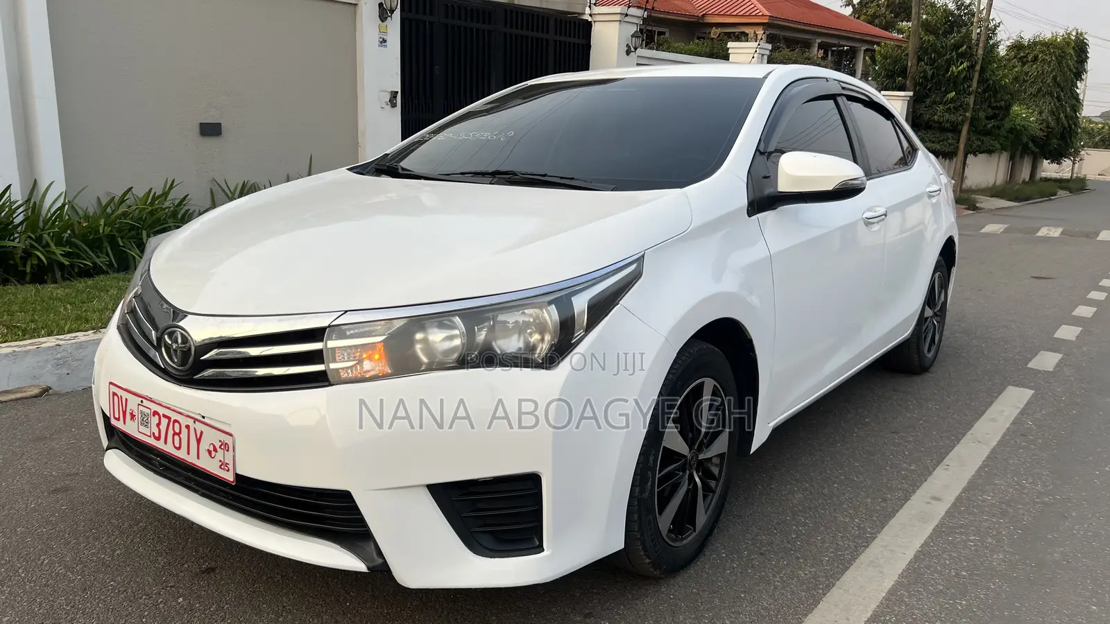Toyota Corolla 2015 White