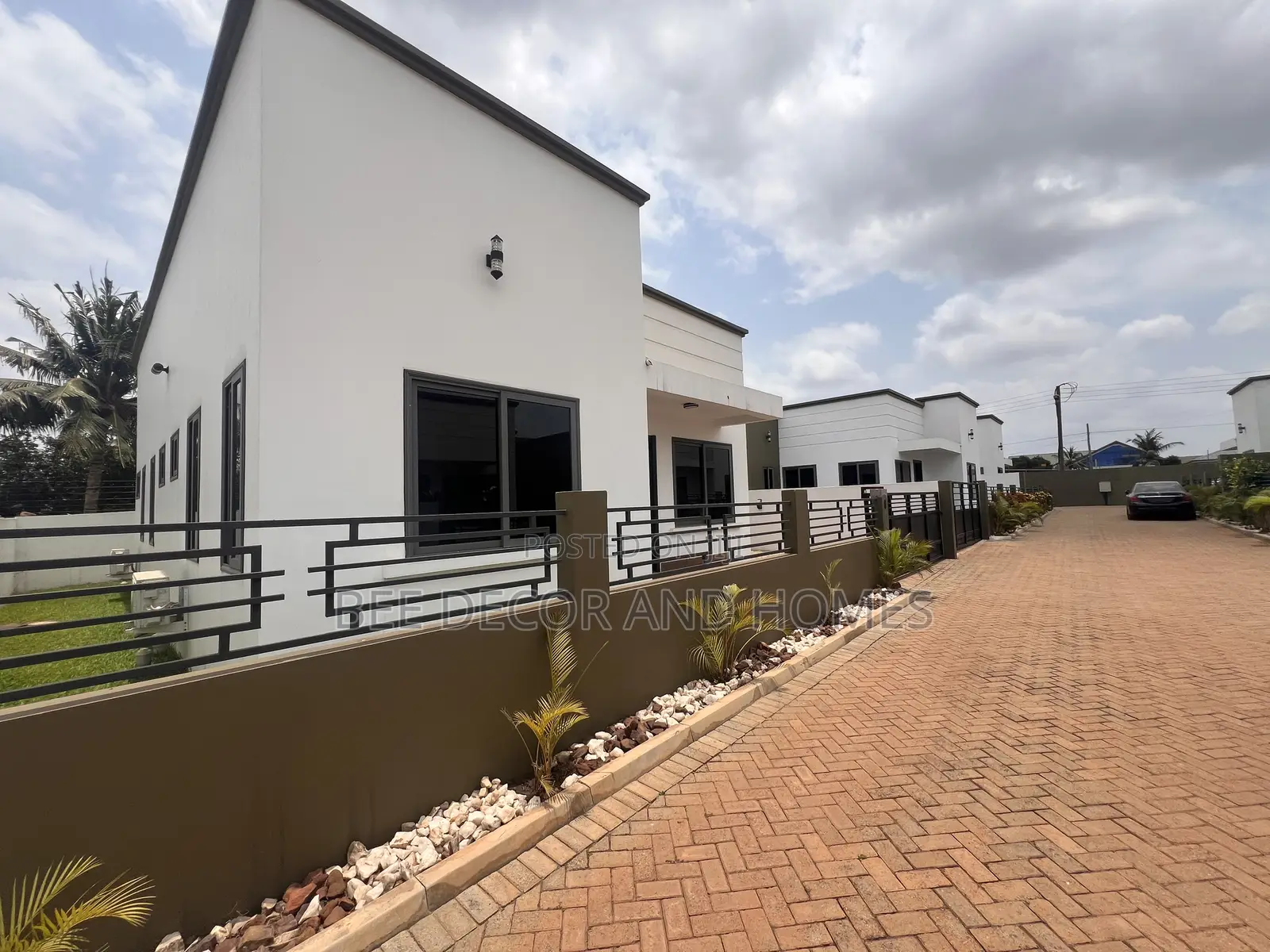 3bdrm Townhouse/Terrace in Bee Decor & Homes, Adenta for sale