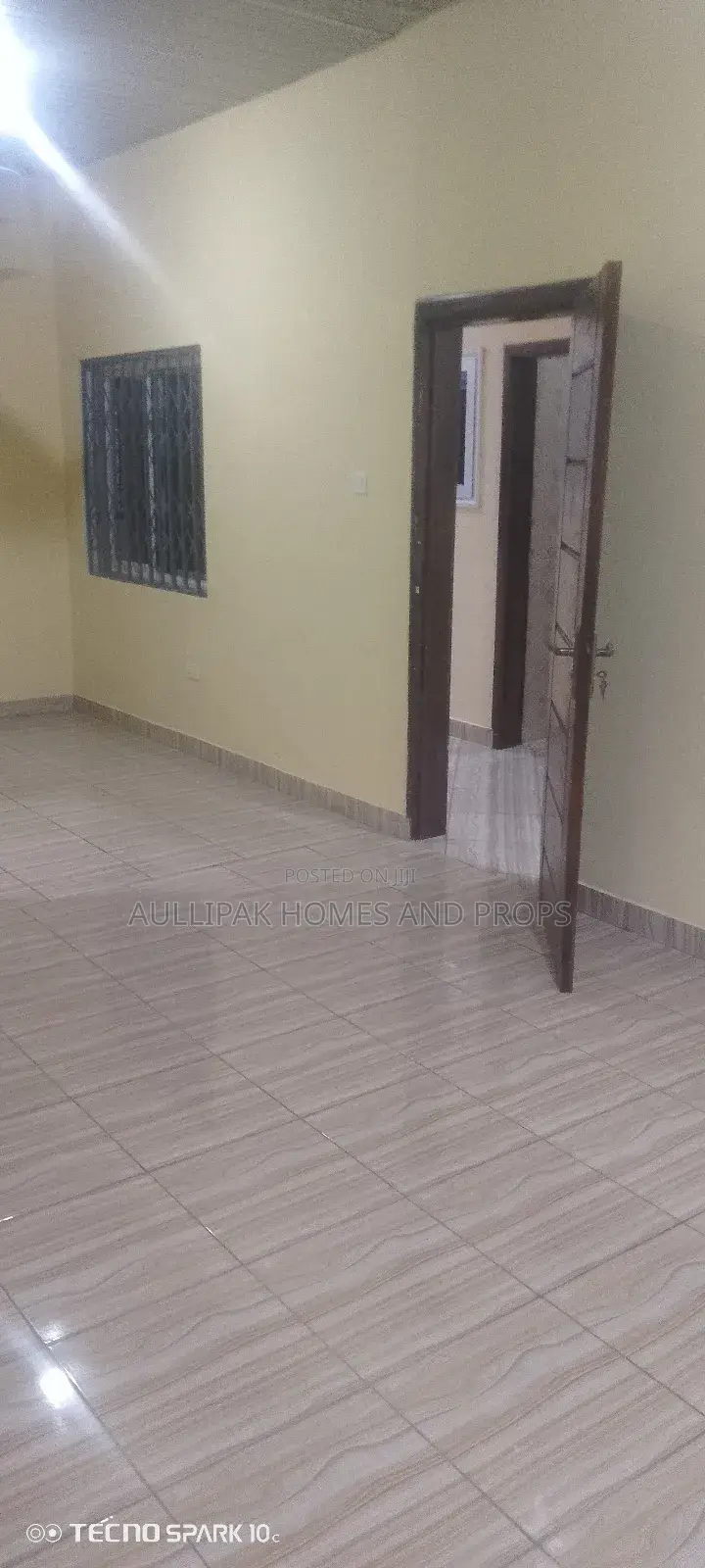 2bdrm Apartment in Lakeside  Comm. 6 for rent